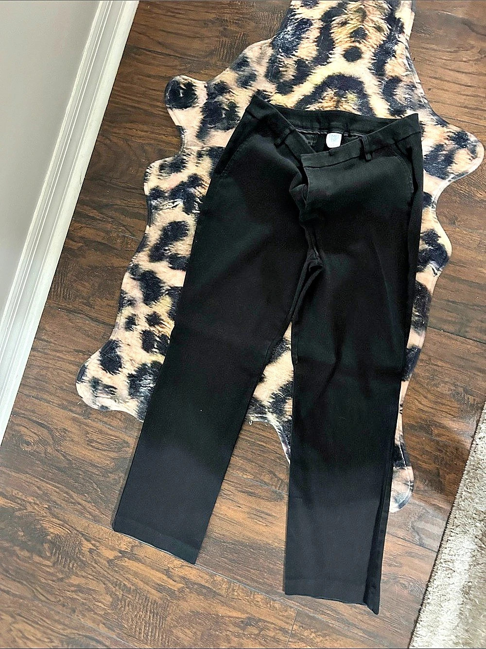 Time and Tru Women's Skinny Pants Black Size 10 Like New